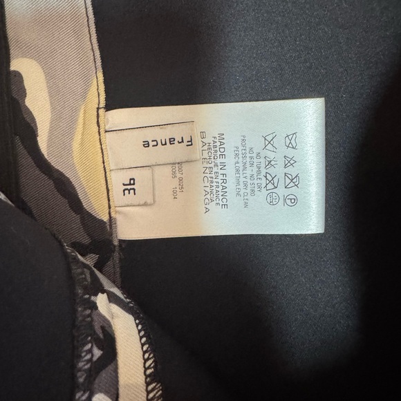 Balenciaga Neoprene Floral Sleeveless Top - Picture 3 of 3